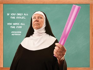 1340 BD Nun & pink ruler