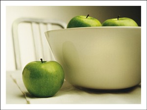 9320 NC Apples in bowl